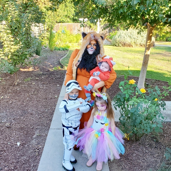 Meet your posher - Picture 4 of 12